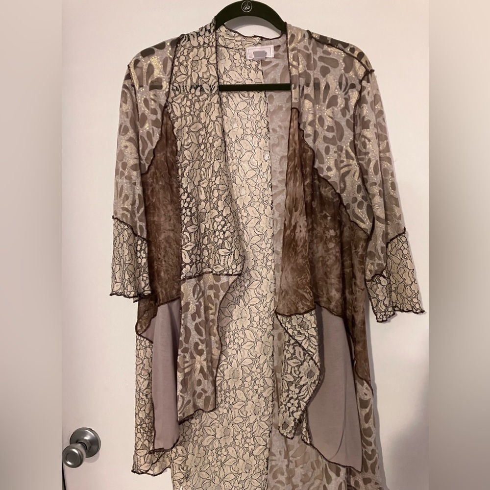 Kimono type coverup. Like new.